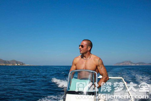 【梦见姐夫坐船】