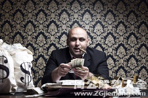 【梦见有钱的男人】