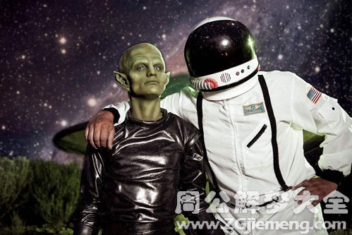 【梦见宇航员和外星人】