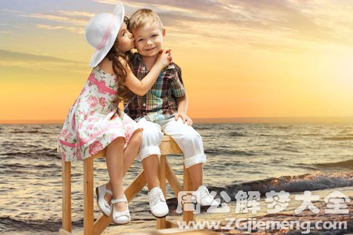 【梦见小女孩亲我脸】