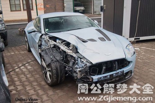 【梦见孩子车祸受伤】