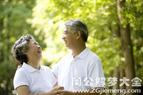 【梦见老人要去世】