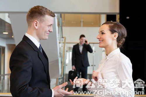 【梦见与陌生人交谈】