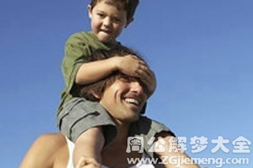 【梦见小男孩缠着我】