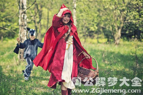 【梦见小红帽遇见狼】
