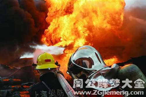 【梦见抢救人】