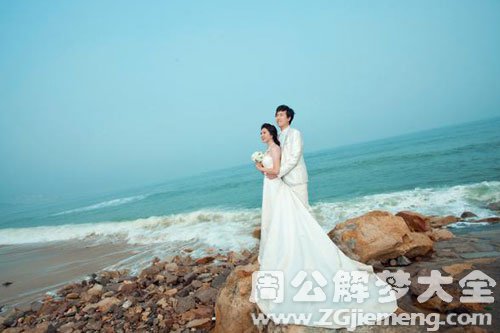 【梦见前男友的结婚照】