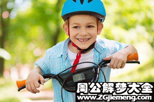 【梦见朋友的小男孩】