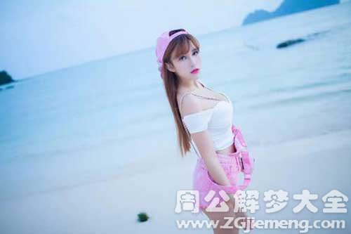 【梦见女人追自己】