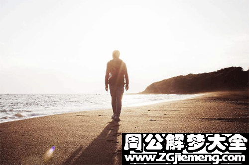 【梦见背男人】