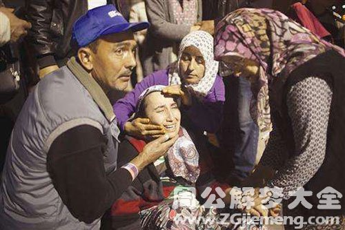 【梦见亲人哭了】