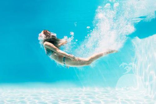 【梦见亲人淹死】