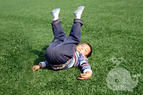 【梦见调皮的小男孩】