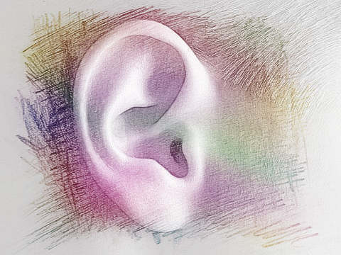 梦见耳朵出脓　周公解梦之梦到耳朵出脓