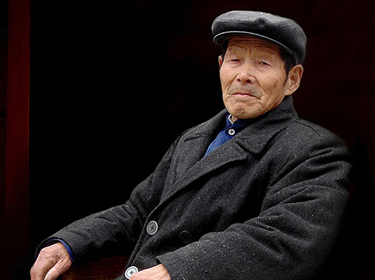 梦见爸爸死了又活了