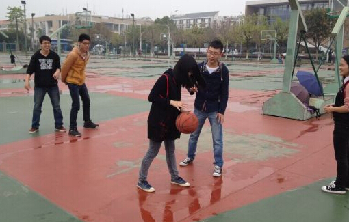 做梦梦见异性同学