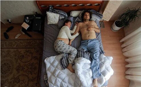 作梦梦见妻子和别人睡觉