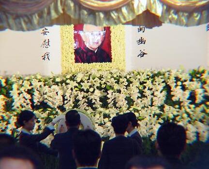 梦见死了的人又活了