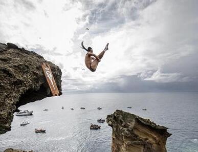 梦到亲人掉下悬崖