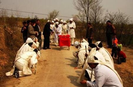 梦到认识的人死了