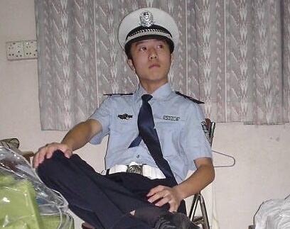 梦到自己被警察追