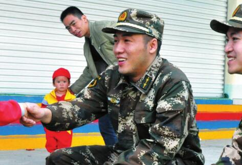 梦见自己当警察