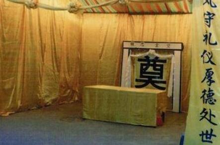 梦见邻居家死人