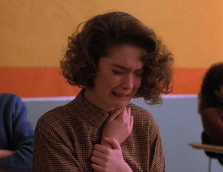 梦见自己放声大哭