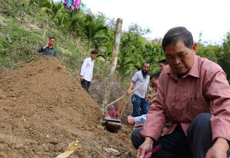 梦见亲人突然死了
