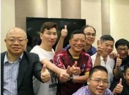 梦见和老同学恋爱