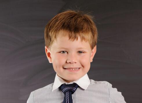 梦见一个男孩在哭