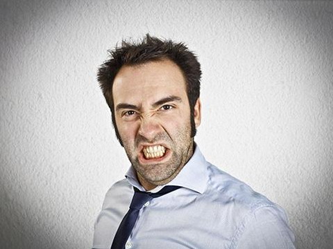 梦见朋友对自己发怒