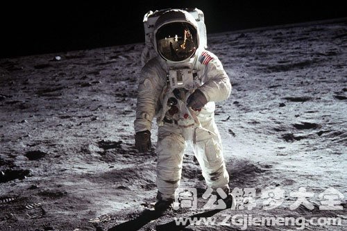 【梦见宇航员】