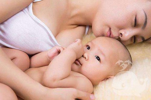 【梦见自己生孩子】