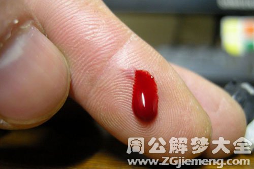 【梦见切到手】