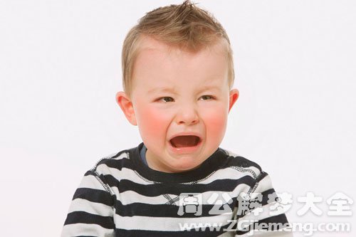 【梦见小男孩哭】