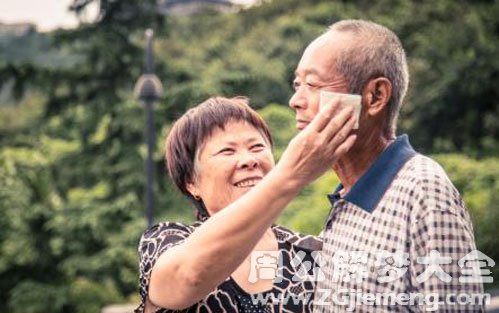 【梦见女朋友父母】