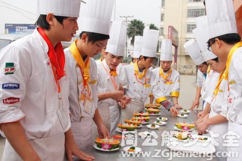 【梦见学厨师】